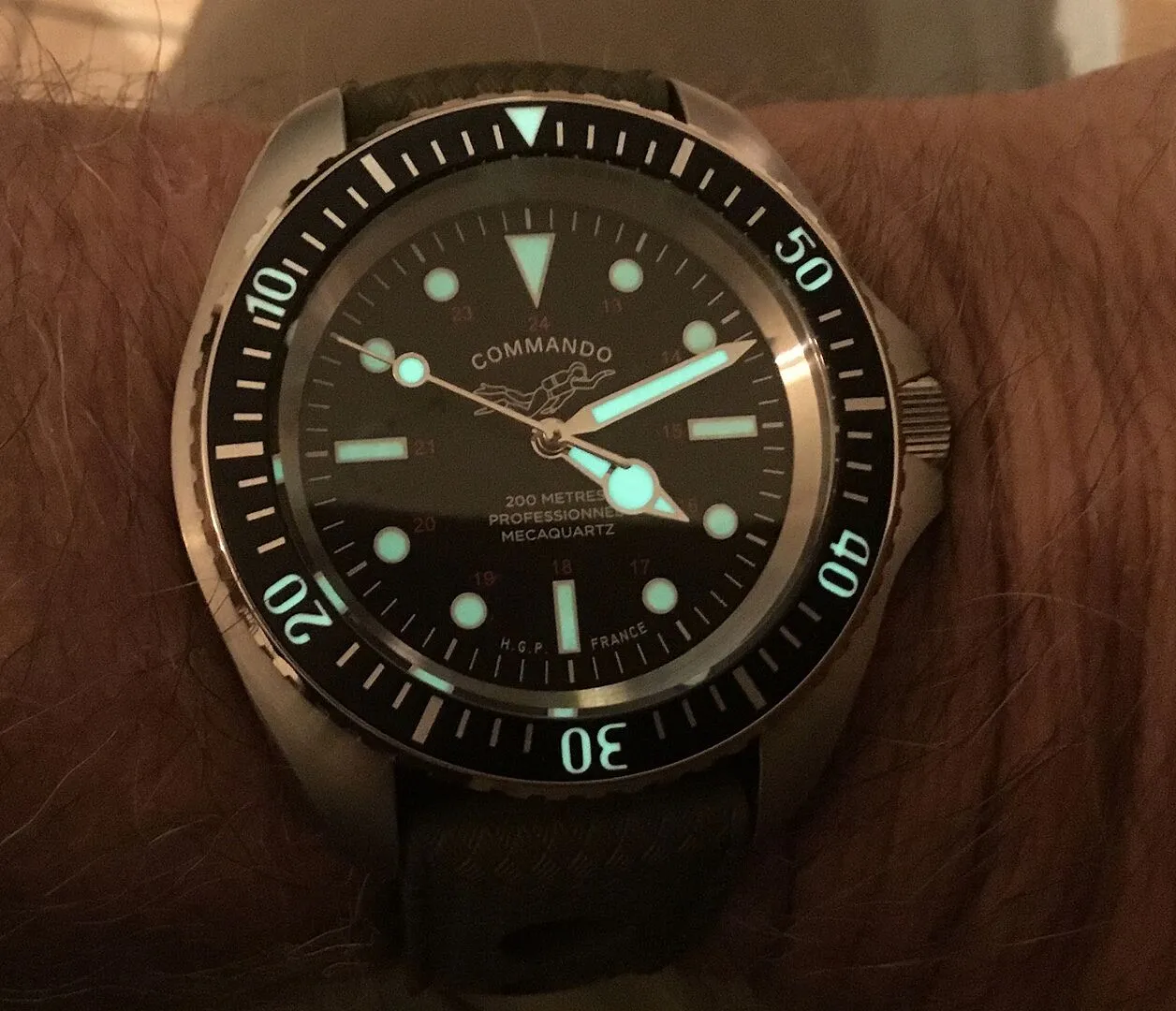 H.G.P. Diver 200M Mecaquartz Commando orologio subacqueo nero