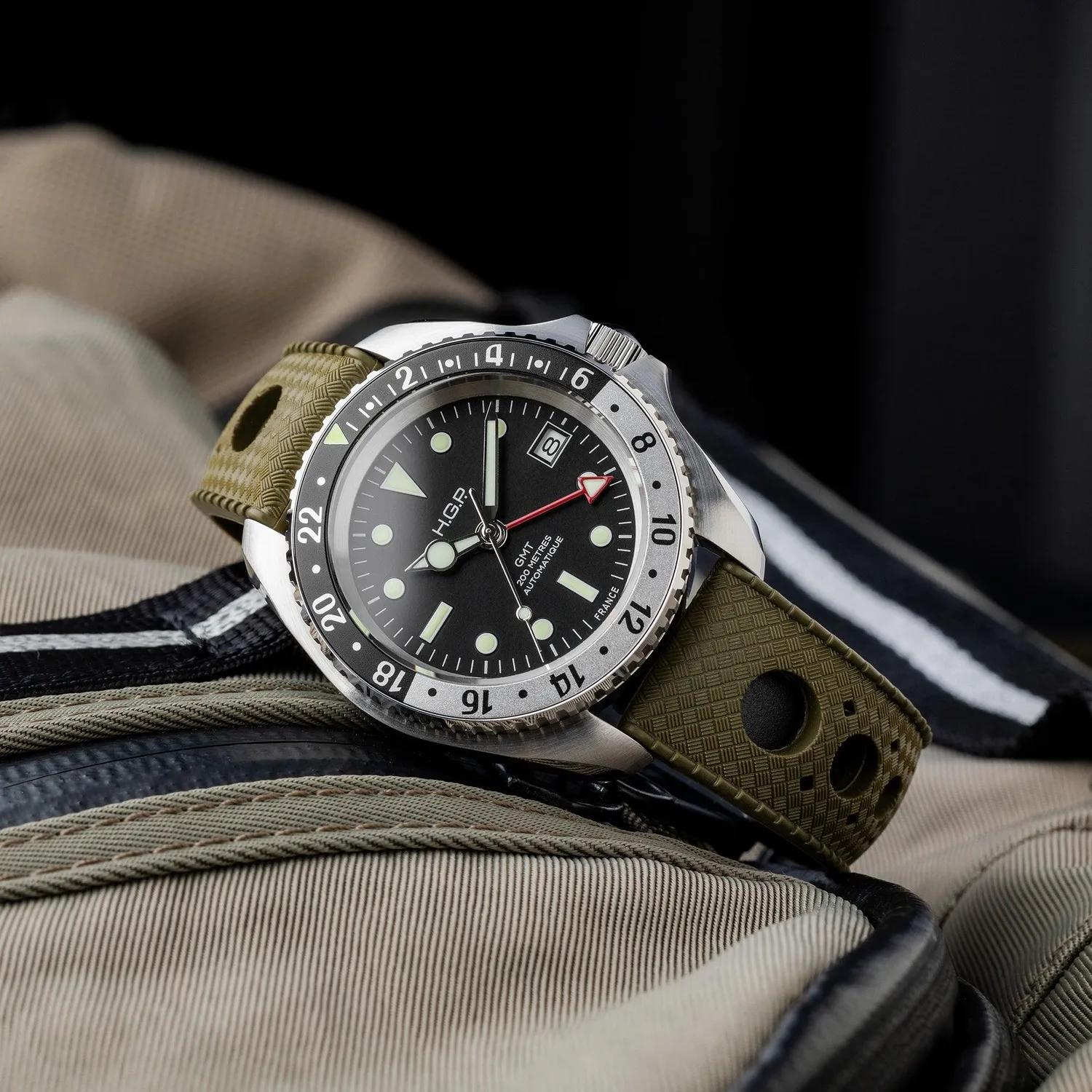 H.G.P. Diver 200M GMT Automatic orologio nero-verde gomma